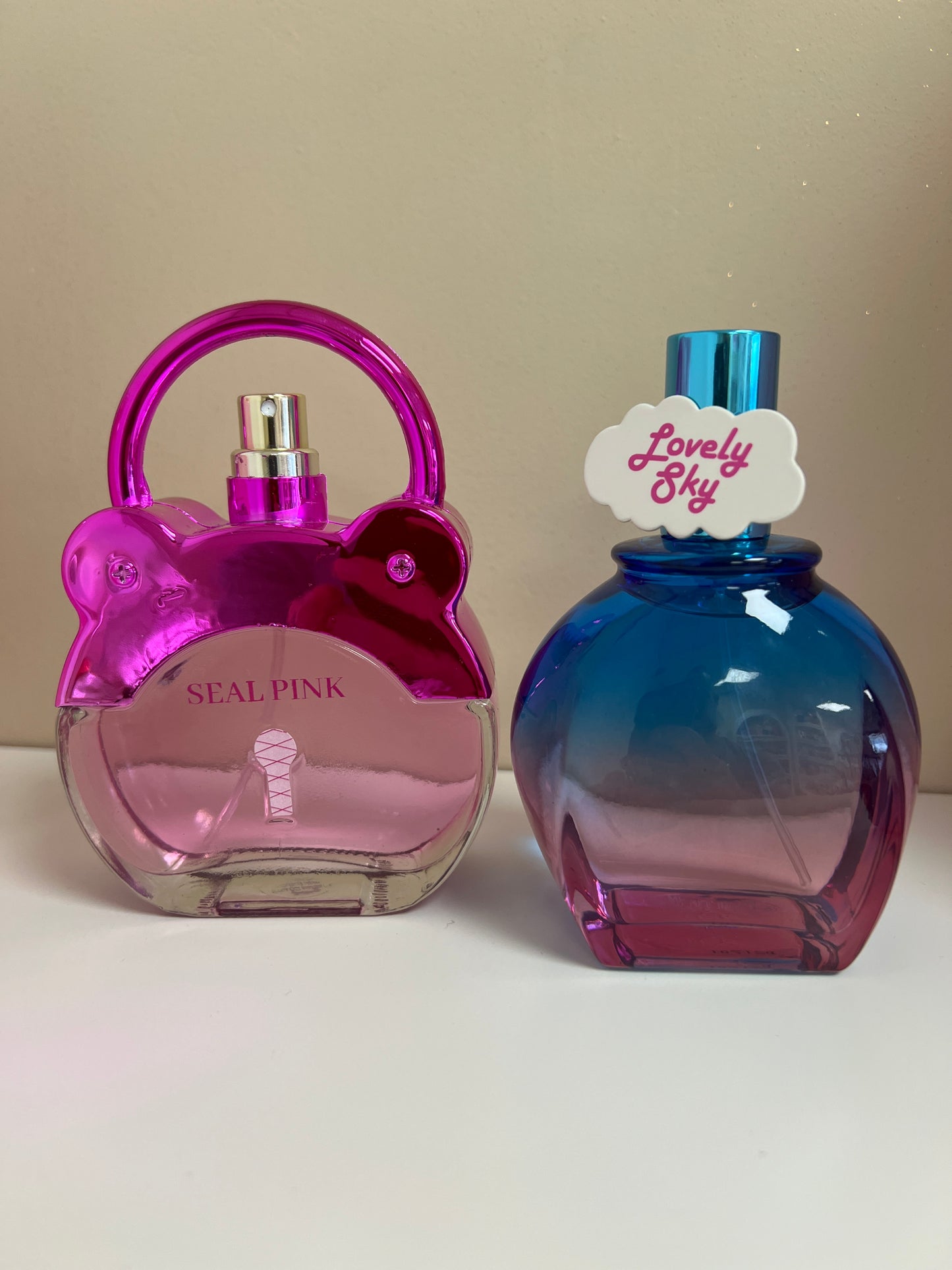 Lot of perfume, children, girls