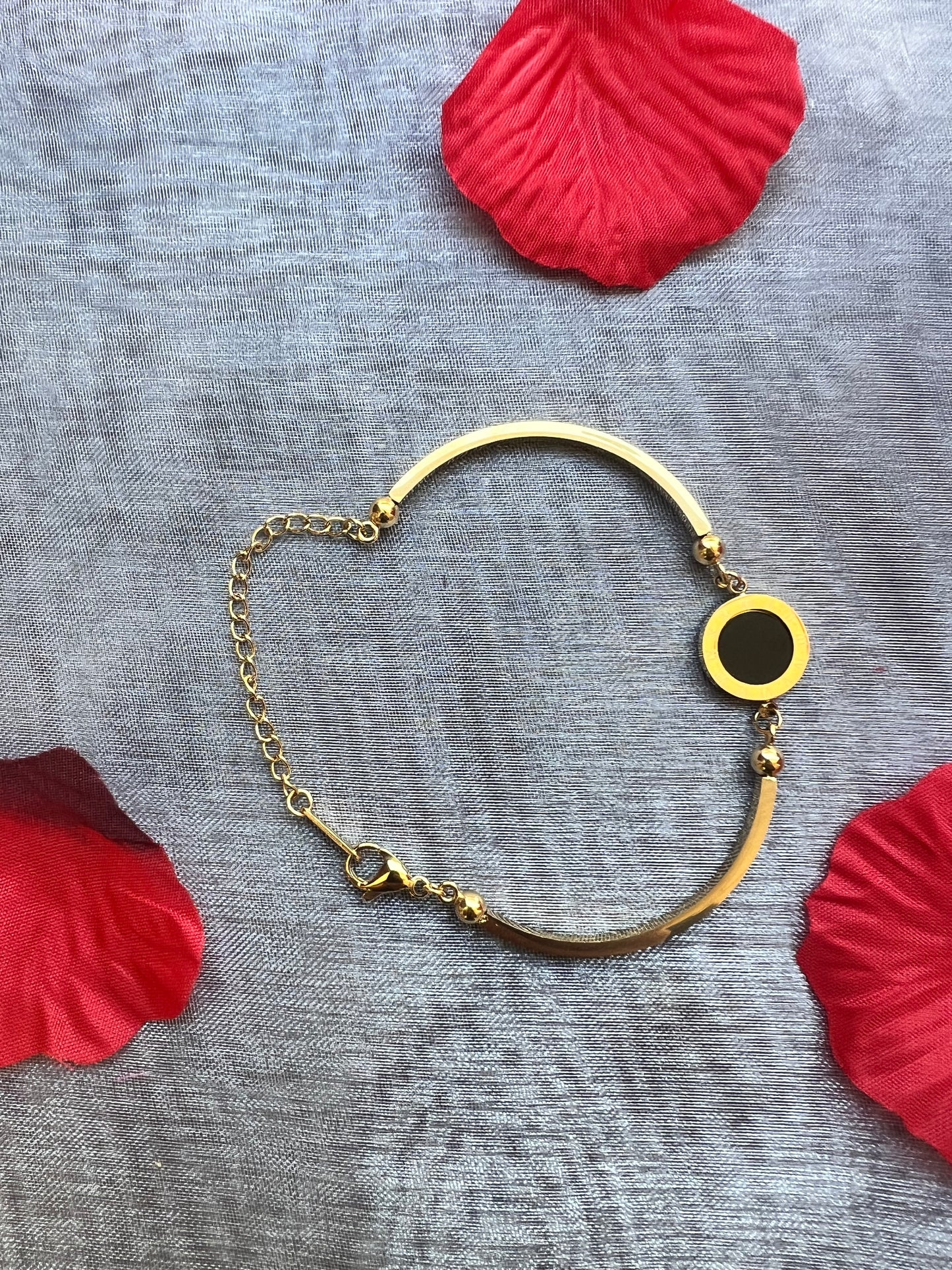 Stainless steel bracelet