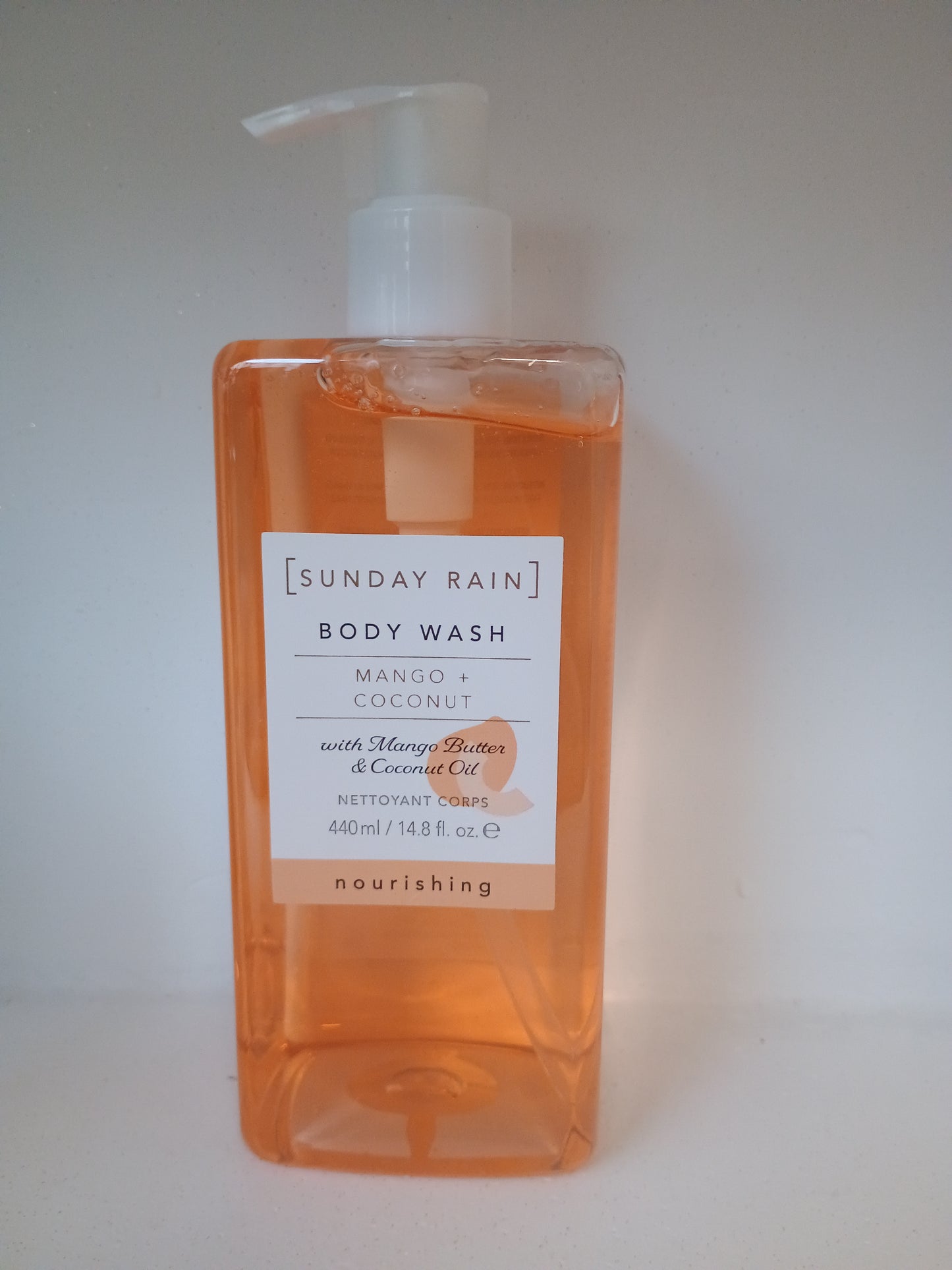 Shower gel Coconut scent Mango Vitamin C