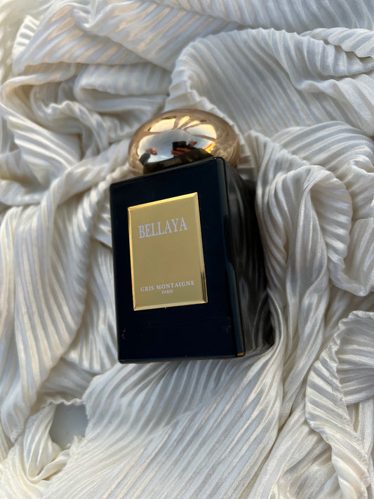 Bellaya by gris Montaigne