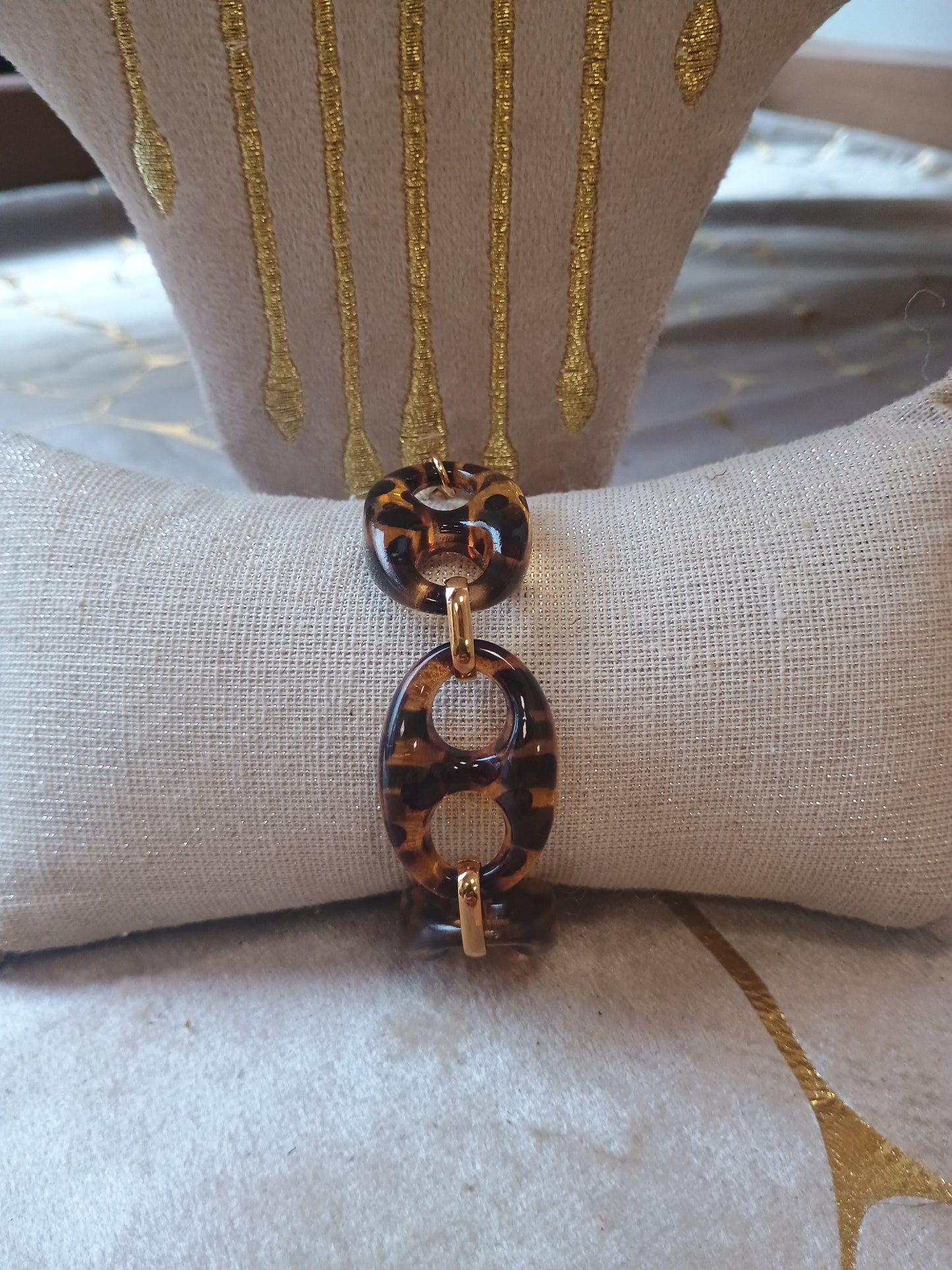 Bracelet grey