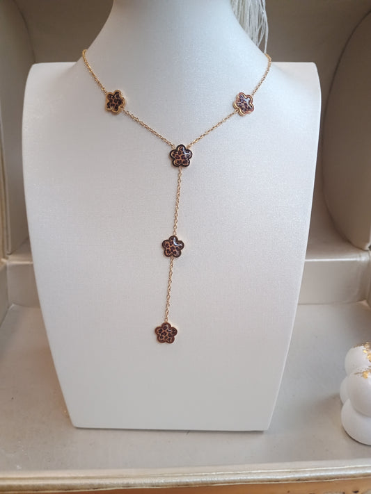 Collier leo