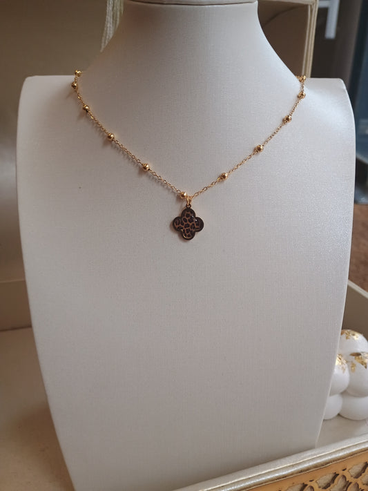 Collier tefla