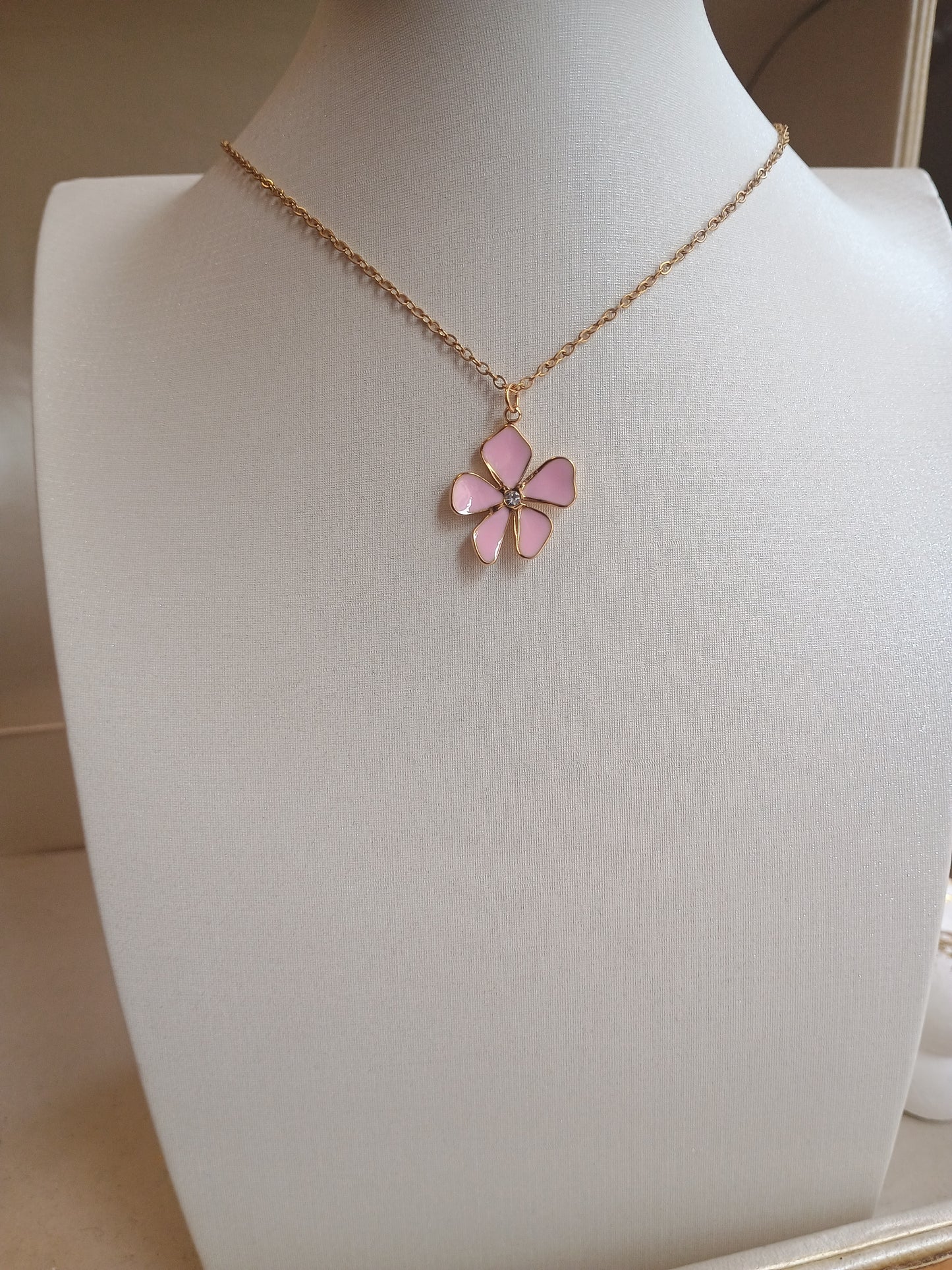 Collier flora